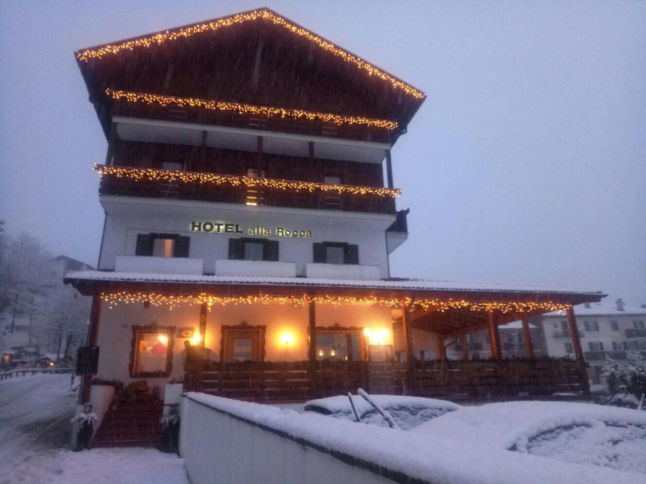 Hotel Alla Rocca Varena Dış mekan fotoğraf